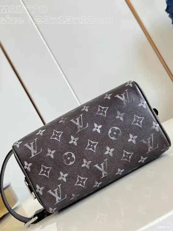KIT LOCKER bag-23*13*12CM DOPP VUITTON LOUIS 0614
